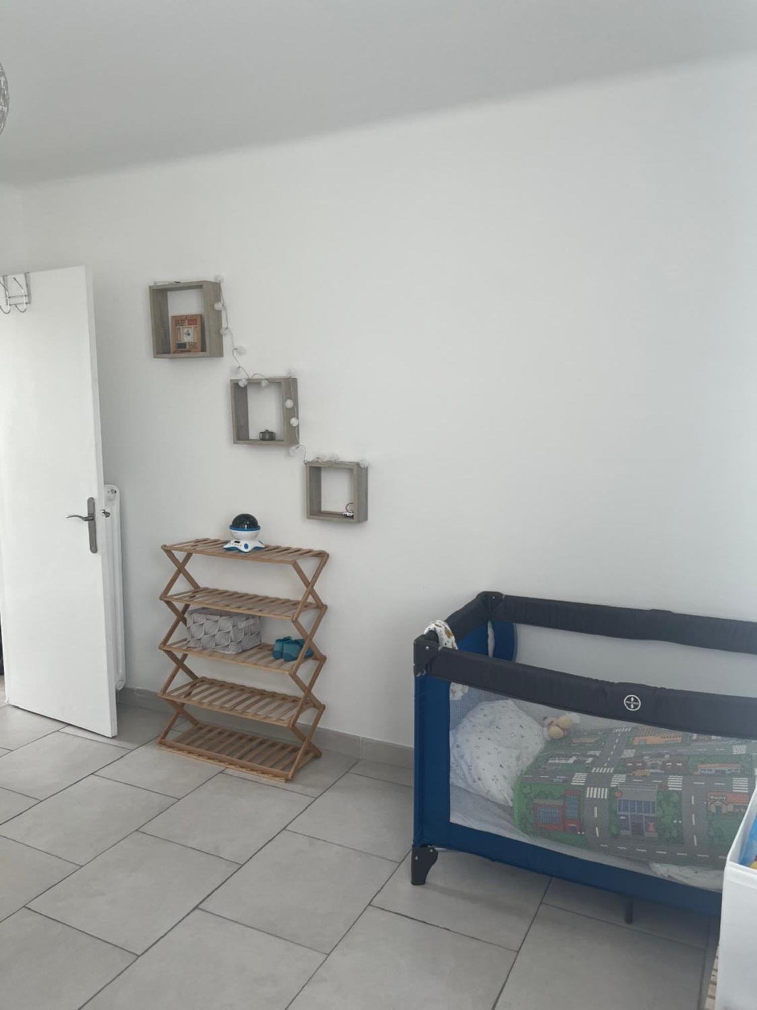 House Of Essia Apartment
